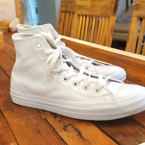 Converse White Leather Hightop Unisex